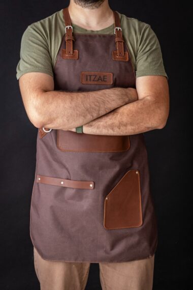 Mandil de lona y cuero