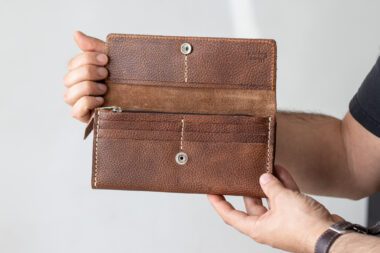 Cartera larga con cierre