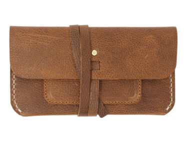 Cartera de cuero con tira larga